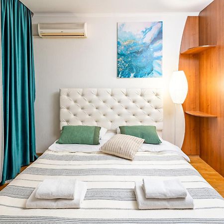 Just Another Comfy Apartment On The Main Squere. 2 Bedrooms, Own Heating, Ac Lviv Exterior foto