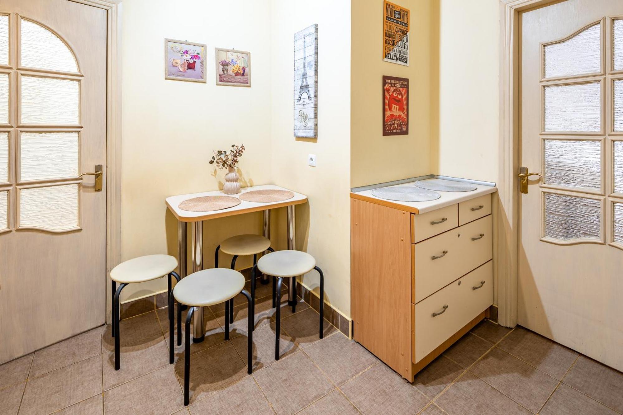 Just Another Comfy Apartment On The Main Squere. 2 Bedrooms, Own Heating, Ac Lviv Exterior foto
